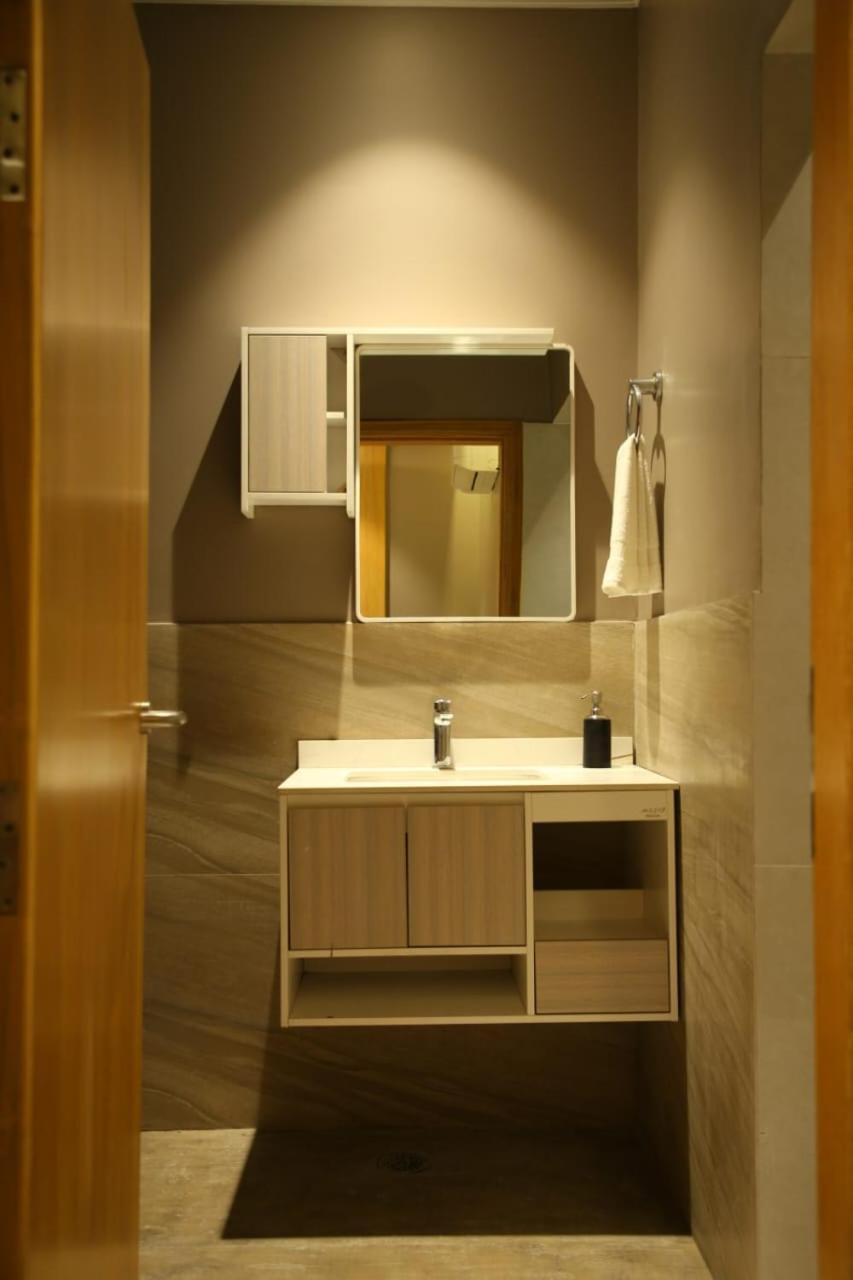 Hotel Rajmahal 모라다바드 외부 사진