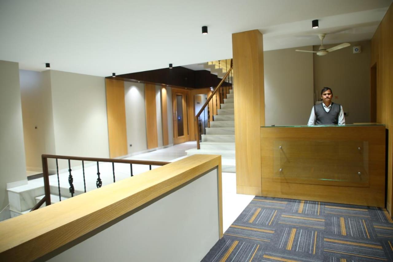 Hotel Rajmahal 모라다바드 외부 사진