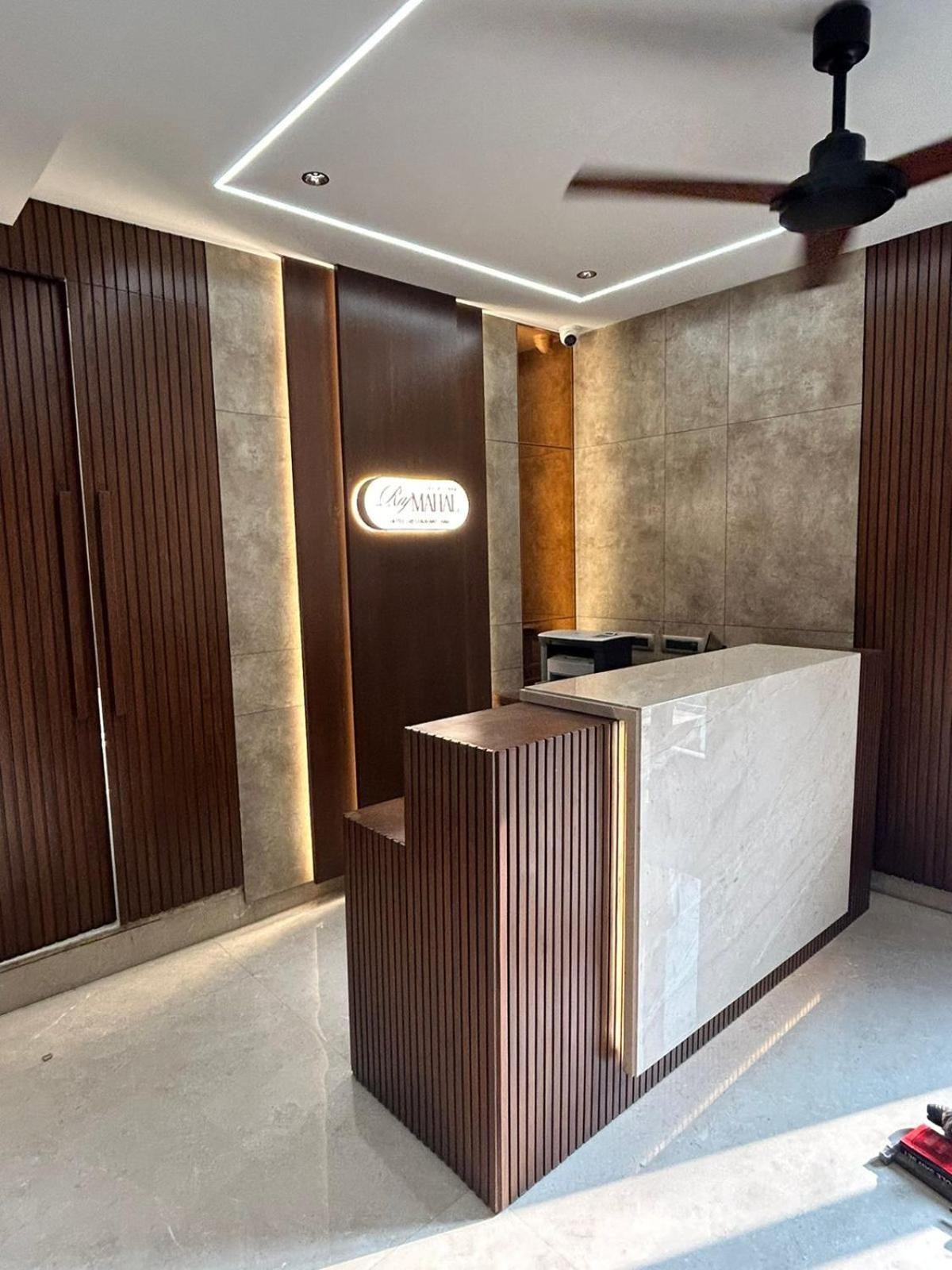 Hotel Rajmahal 모라다바드 외부 사진