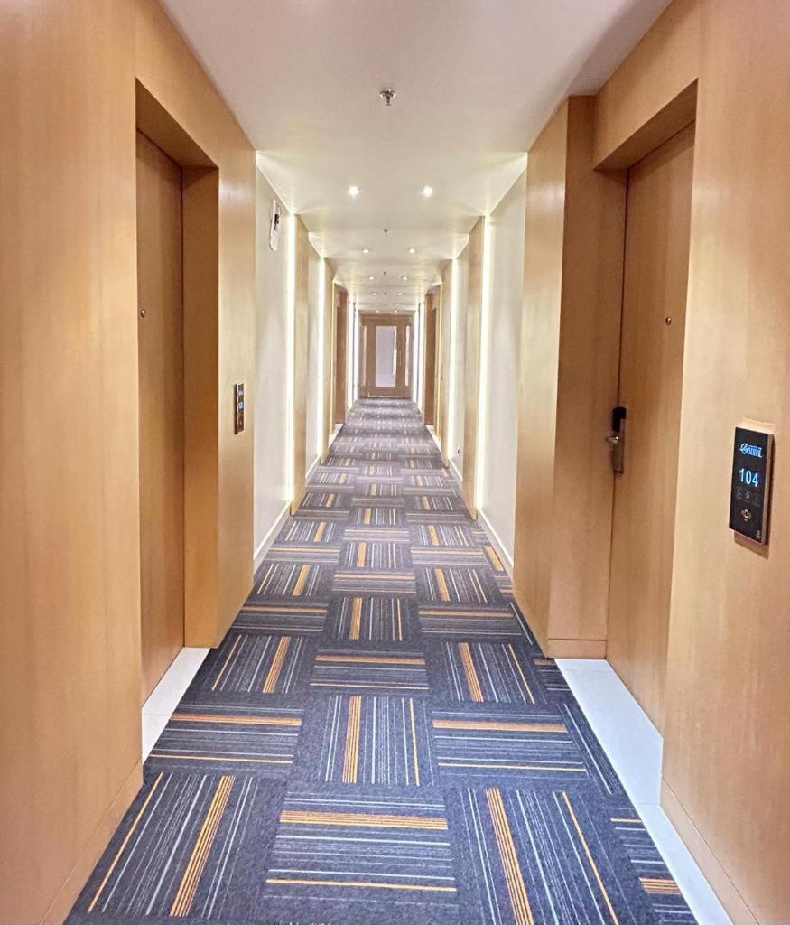 Hotel Rajmahal 모라다바드 외부 사진
