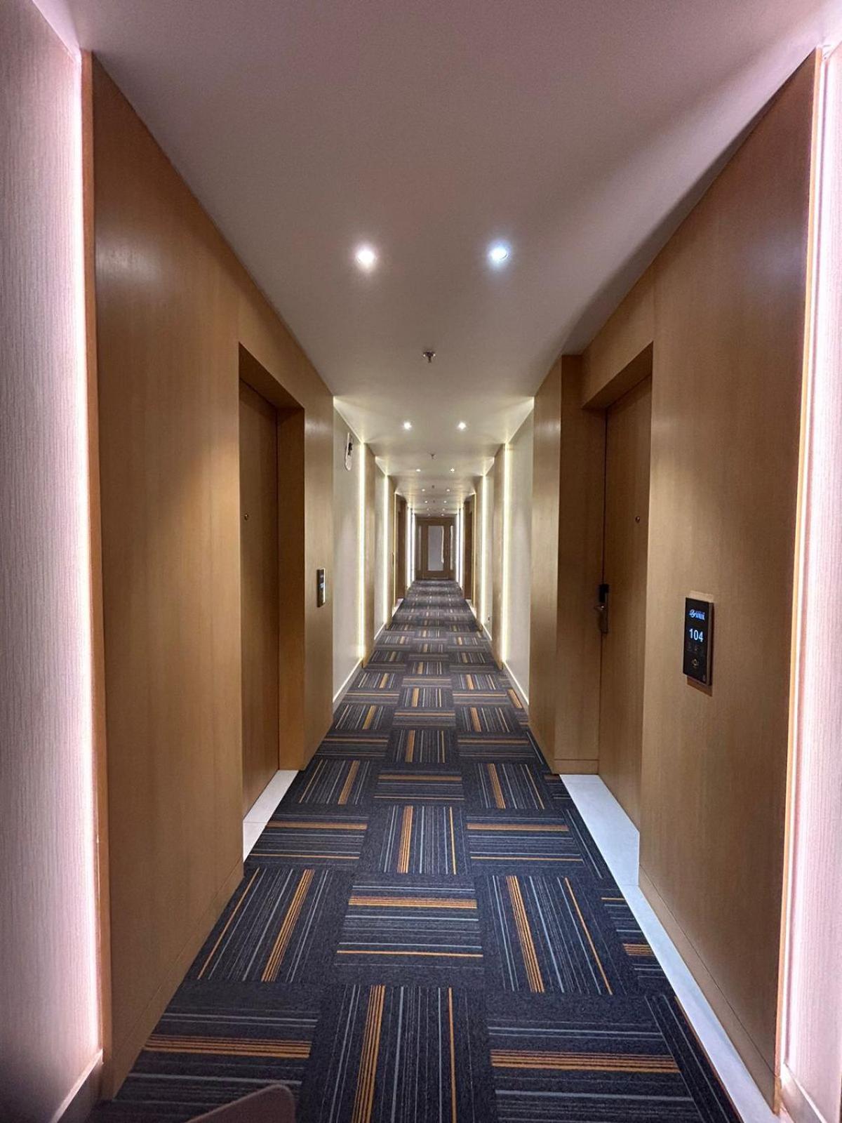 Hotel Rajmahal 모라다바드 외부 사진